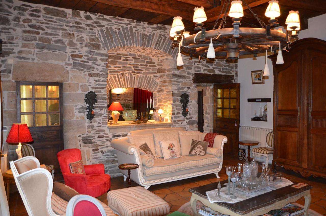 B&B Manoir De La Fabregues Естан Екстериор снимка